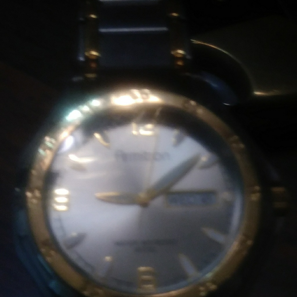 ARMITRON MENS WATCH